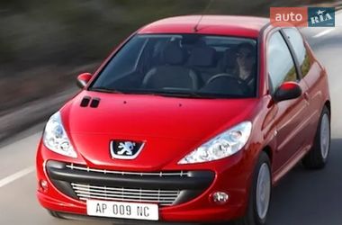 Хетчбек Peugeot 206 2011 в Коростишеві