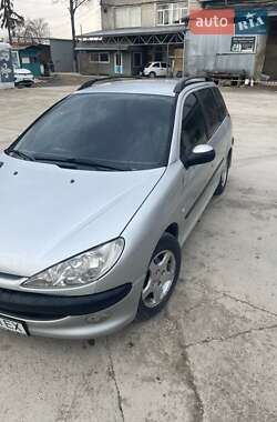Универсал Peugeot 206 2004 в Черновцах