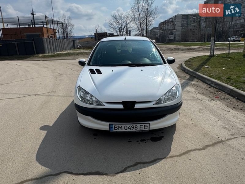 Хетчбек Peugeot 206 2006 в Сумах