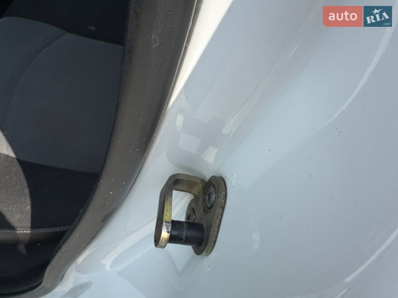 Хетчбек Peugeot 206 2006 в Сумах