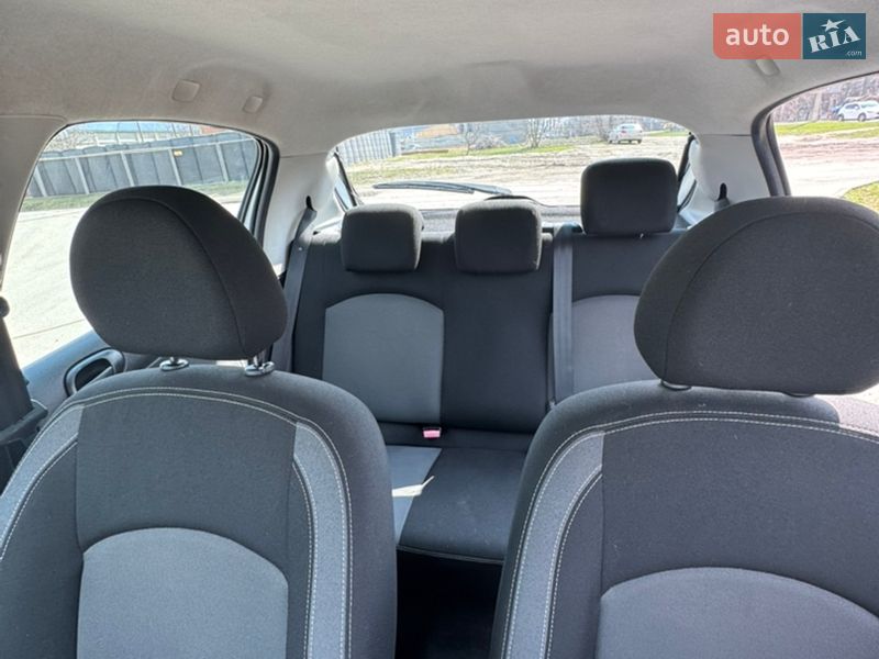 Хетчбек Peugeot 206 2006 в Сумах