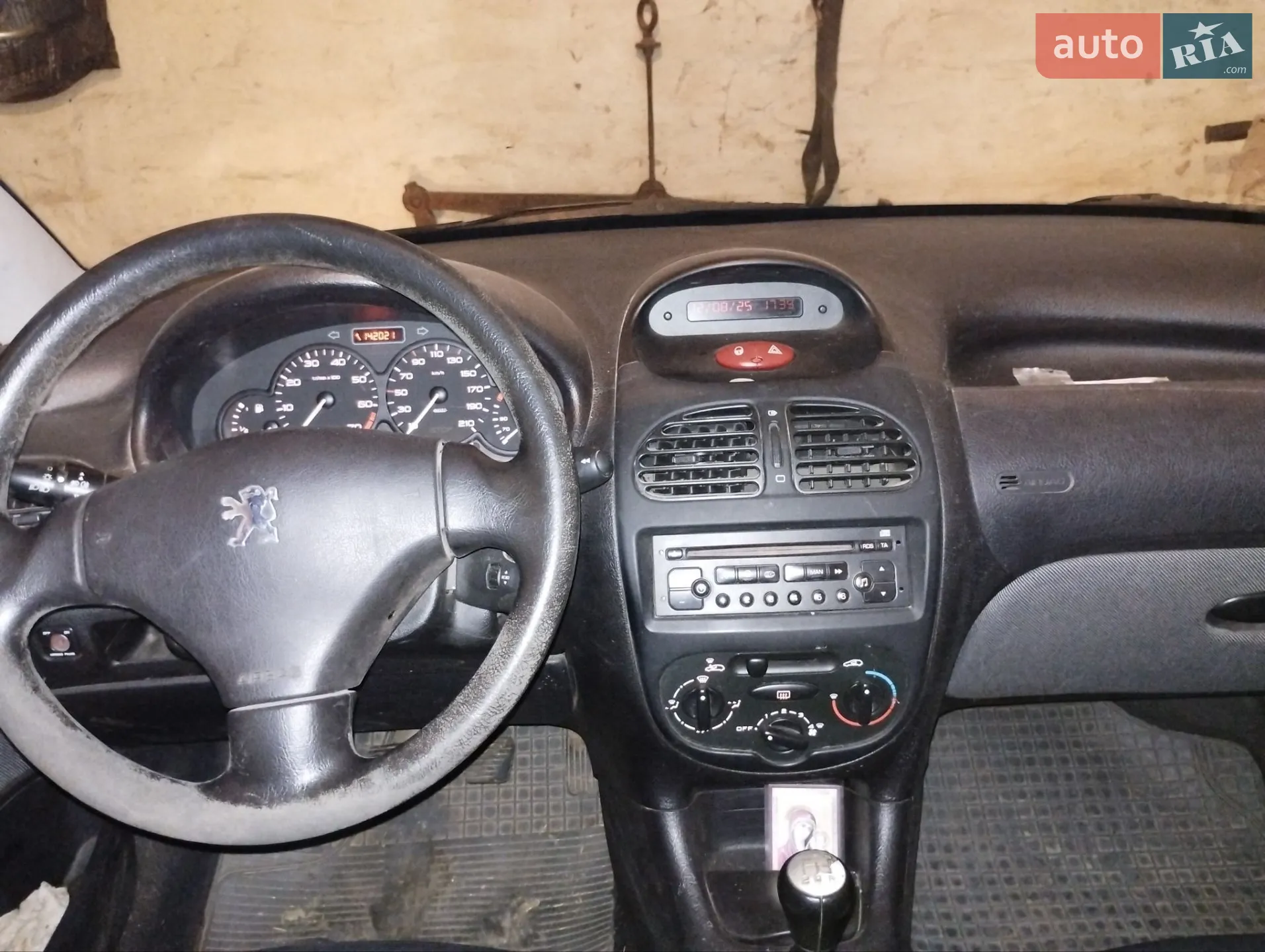 2010 Peugeot 206 - мініатюра 3