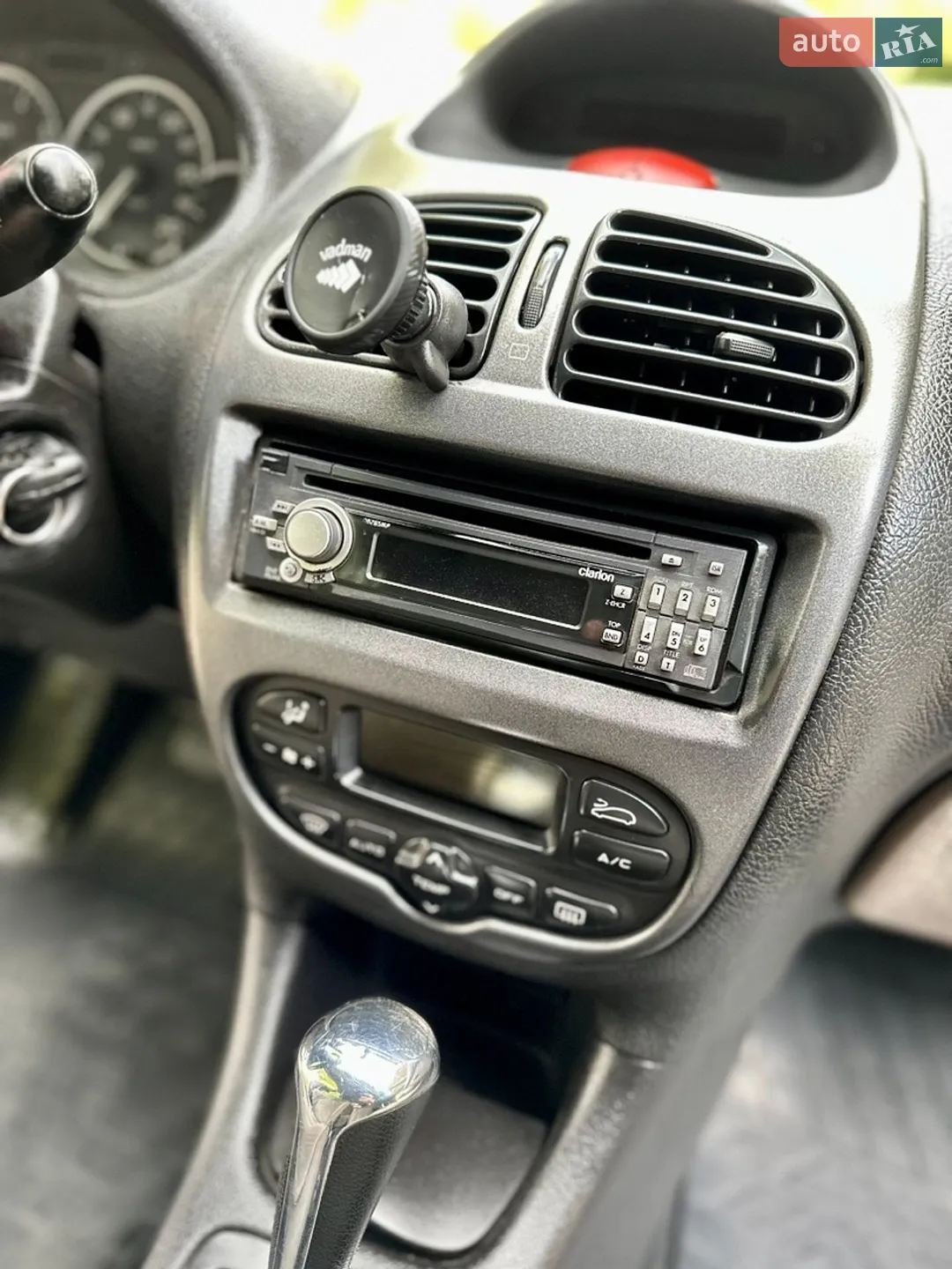 2006 Peugeot 206 - мініатюра 18