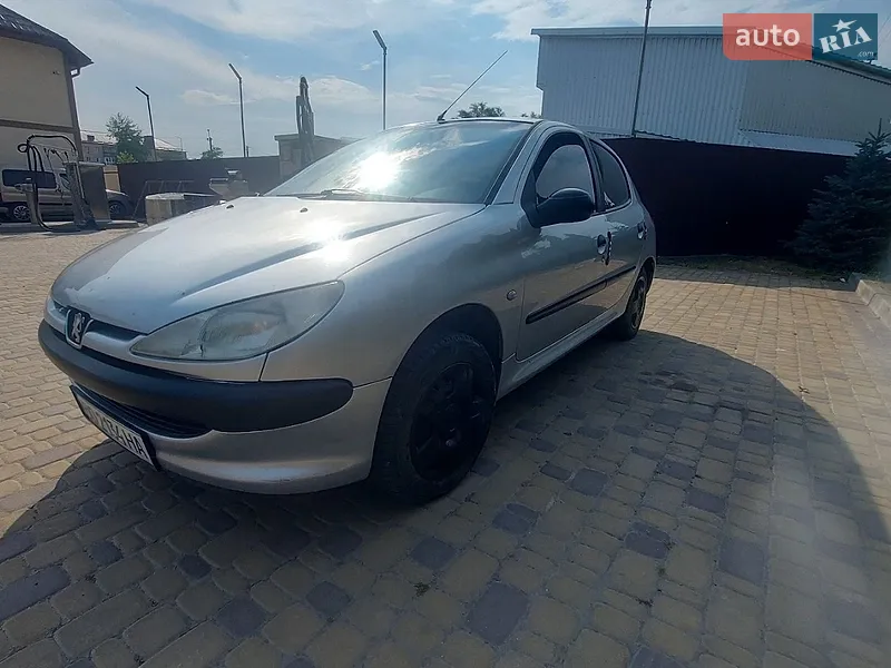 Peugeot 206 2002 VIN VF32AWJYF42875125 фото оголошення 2 з 57