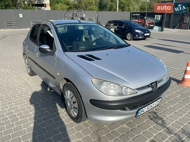 Peugeot 206