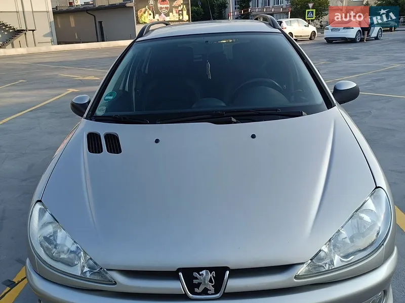 Peugeot 206
