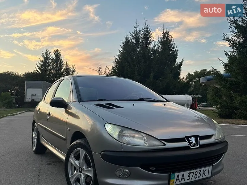 Peugeot 206