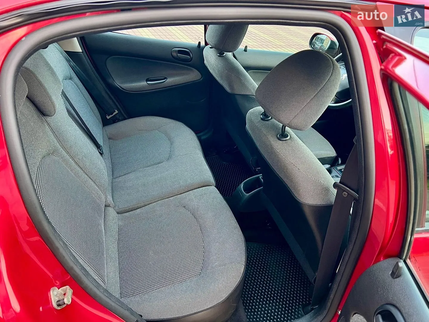 2010 Peugeot 206 - мініатюра 26