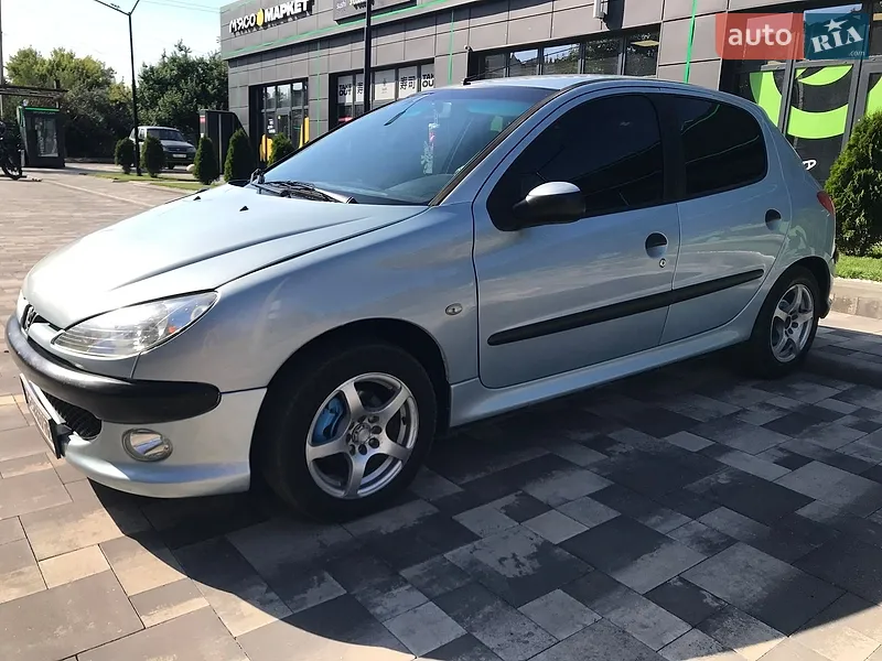 Peugeot 206