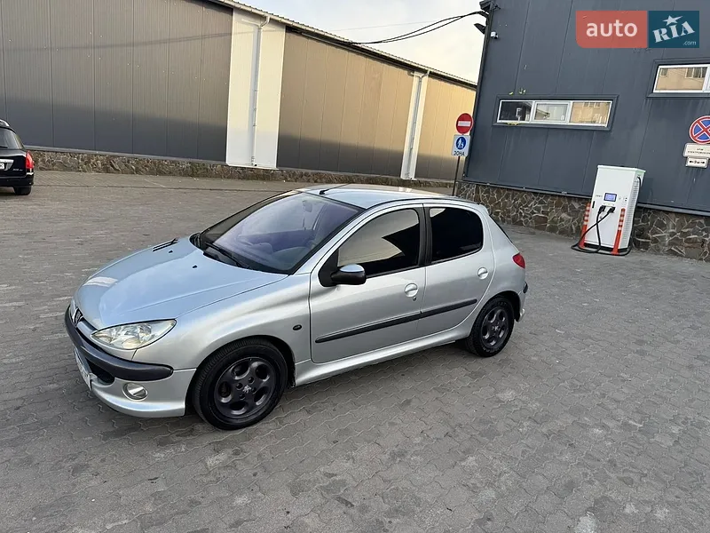 Peugeot 206 2003