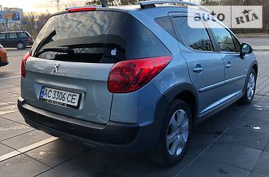 Универсал Peugeot 207 2011 в Луцке