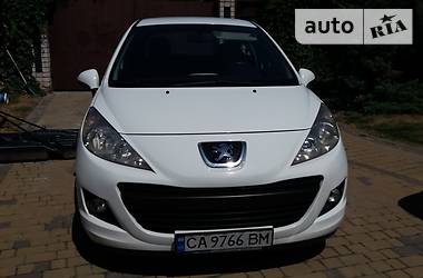 Хетчбек Peugeot 207 2012 в 