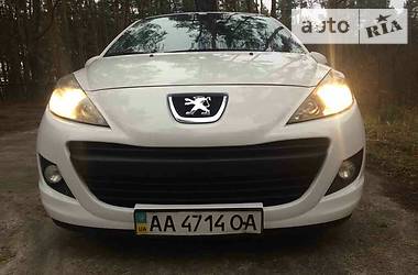 Купе Peugeot 207 2011 в Киеве