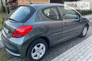 Хэтчбек Peugeot 207 2008 в Стрые