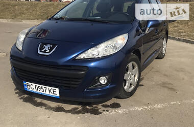 Универсал Peugeot 207 2010 в Киеве