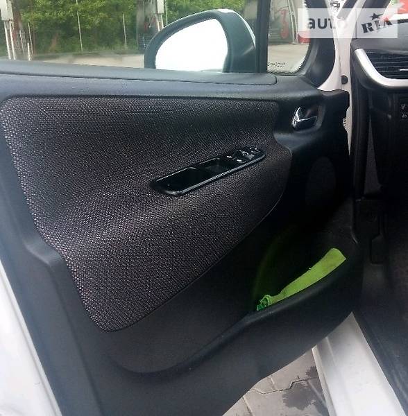 Універсал Peugeot 207 2009 в Луцьку