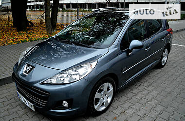 Универсал Peugeot 207 2011 в Хмельницком