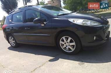 Универсал Peugeot 207 2011 в 