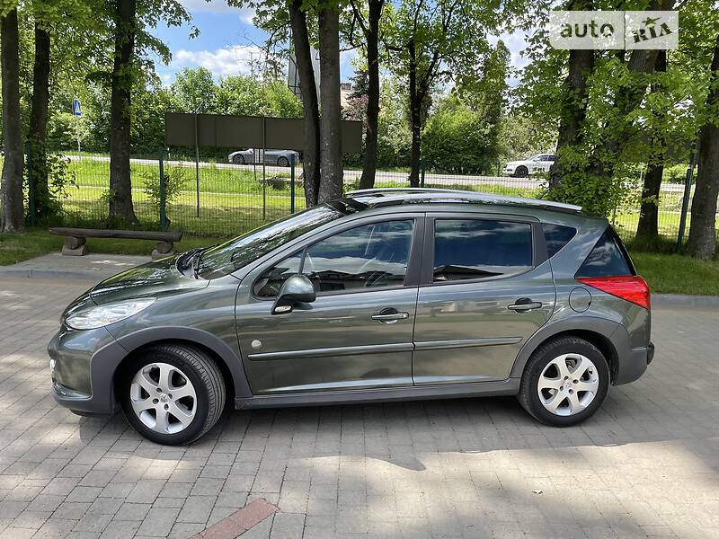 Универсал Peugeot 207 2009 в Стрые