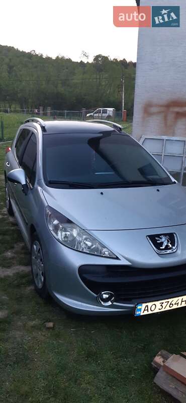 Універсал Peugeot 207 2007 в Воловцю