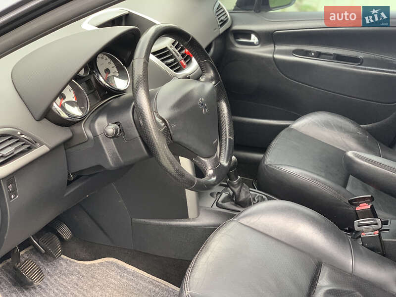 Хэтчбек Peugeot 207 2008 в Дубно фото 24 Хэтчбек Peugeot 207 2008 в Дубно