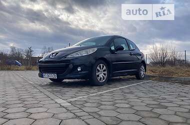Хетчбек Peugeot 207 2011 в Івано-Франківську