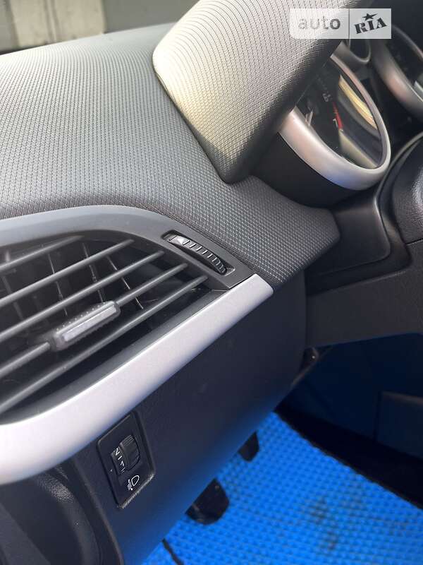 Хэтчбек Peugeot 207 2012 в Днепре