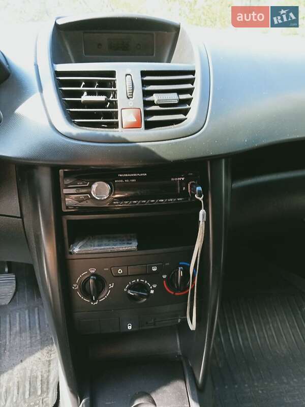 Хетчбек Peugeot 207 2007 в Миргороді фото 4 Хетчбек Peugeot 207 2007 в Миргороді