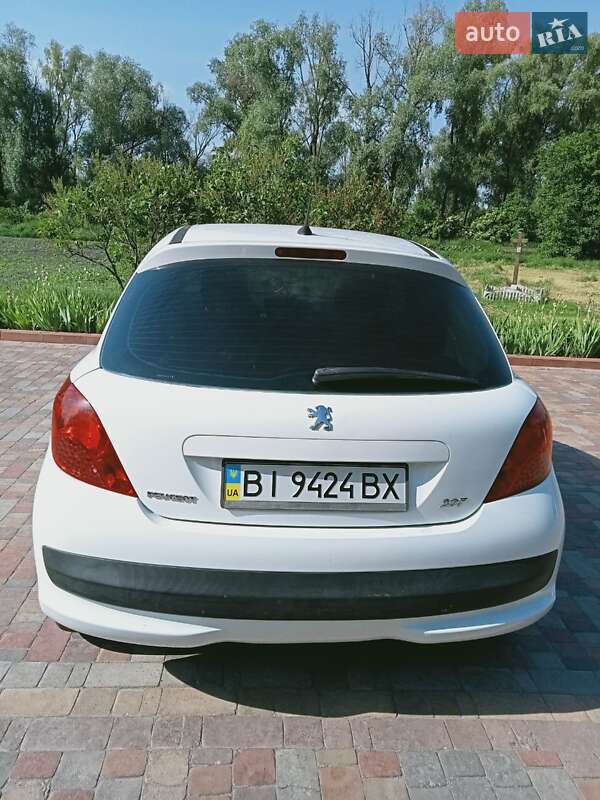 Хетчбек Peugeot 207 2007 в Миргороді фото 11 Хетчбек Peugeot 207 2007 в Миргороді