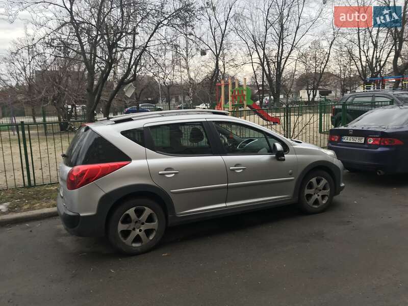 Универсал Peugeot 207 2008 в Киеве