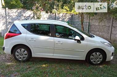 Универсал Peugeot 207 2012 в Львове