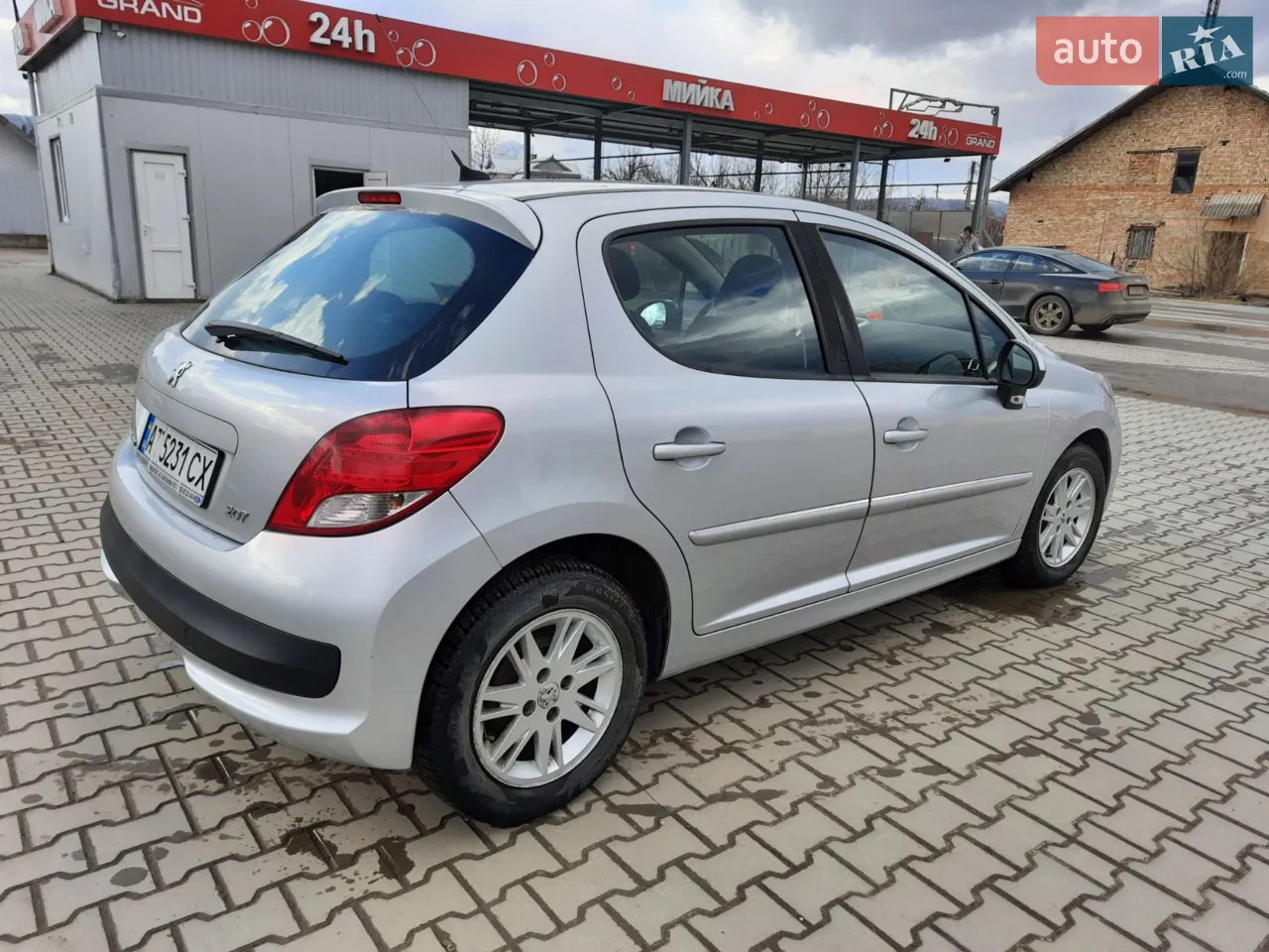 2011 Peugeot 207 - мініатюра 9