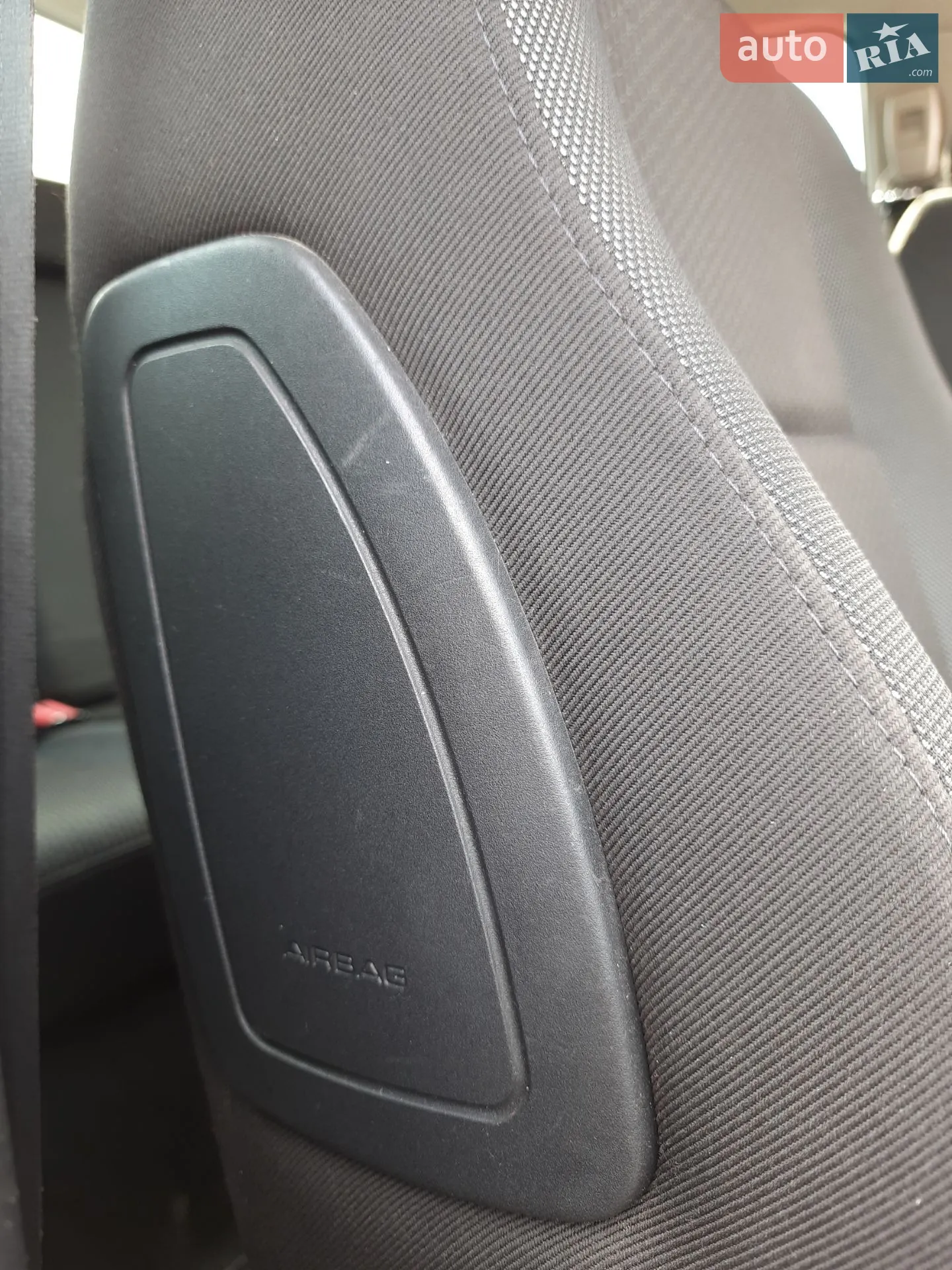 2010 Peugeot 207 - мініатюра 11