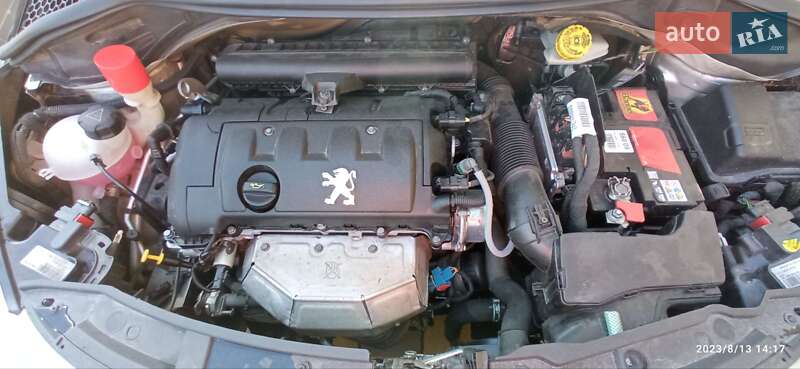 Хэтчбек Peugeot 207 2008 в Буче
