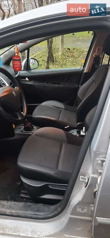 Универсал Peugeot 207 2010 в Броварах фото 46 Универсал Peugeot 207 2010 в Броварах