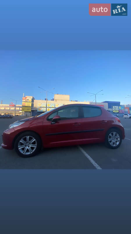 Універсал Peugeot 207 2007 в Дніпрі