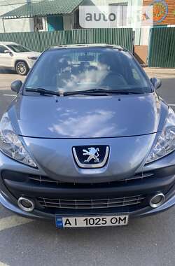 Хэтчбек Peugeot 207 2007 в Киеве