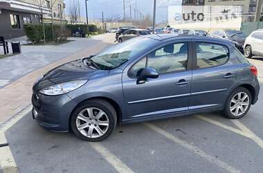 Хэтчбек Peugeot 207 2007 в Киеве