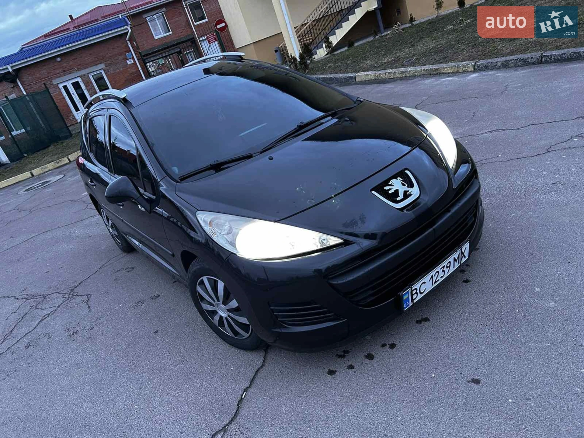 2010 Peugeot 207 - фото 1