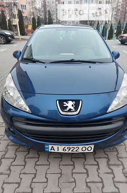 Хэтчбек Peugeot 207 2008 в Киеве