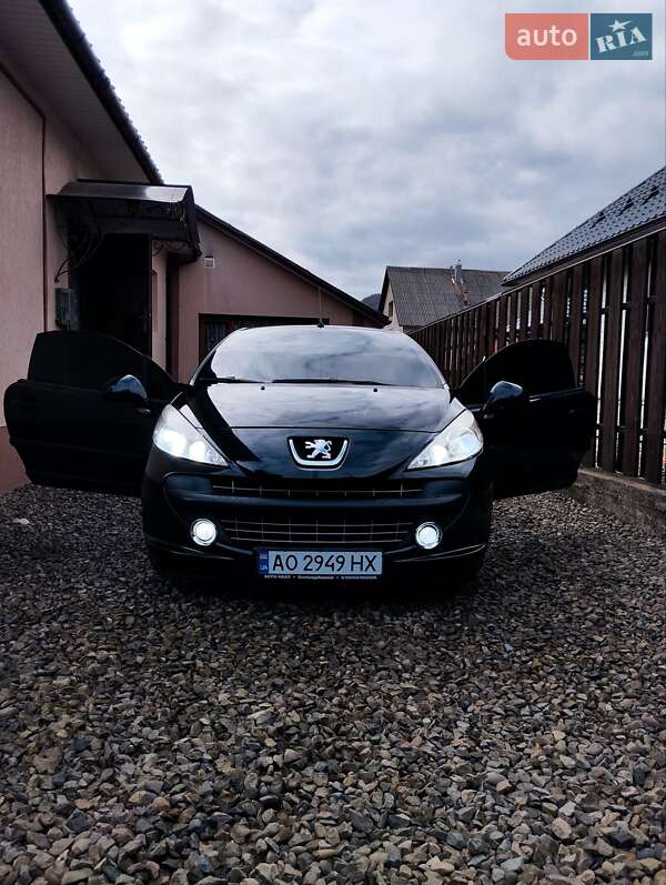 Кабріолет Peugeot 207 2007 в Тячеві