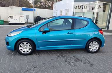 Хэтчбек Peugeot 207 2011 в Киеве