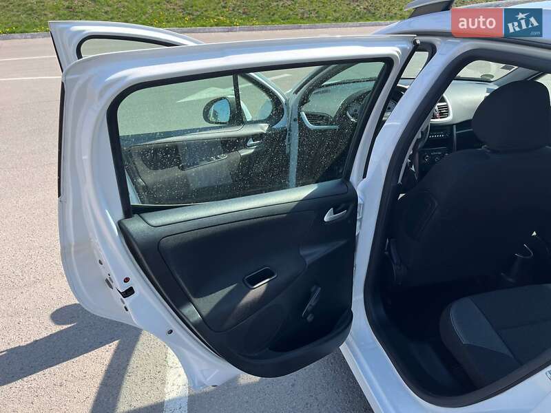 Універсал Peugeot 207 2010 в Вінниці