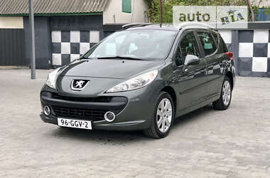 Универсал Peugeot 207 2008 в Староконстантинове