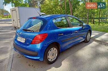 Хэтчбек Peugeot 207 2007 в 