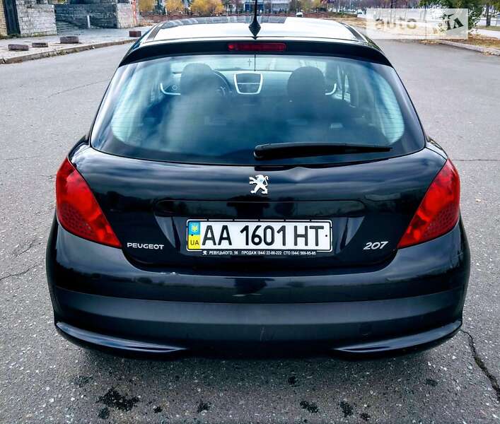 Хэтчбек Peugeot 207 2008 в Киеве