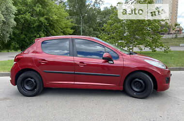 Хэтчбек Peugeot 207 2010 в Сумах