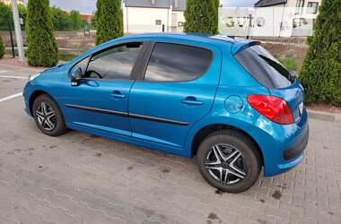 Хэтчбек Peugeot 207 2008 в Киеве