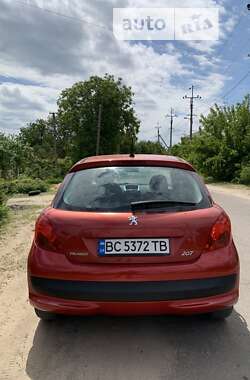 Хэтчбек Peugeot 207 2007 в Вознесенске