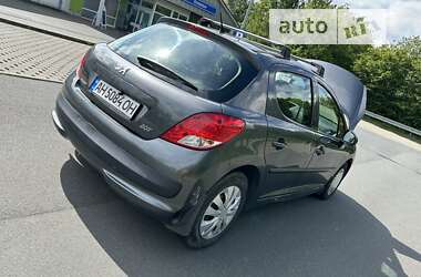 Хетчбек Peugeot 207 2010 в Ірпені